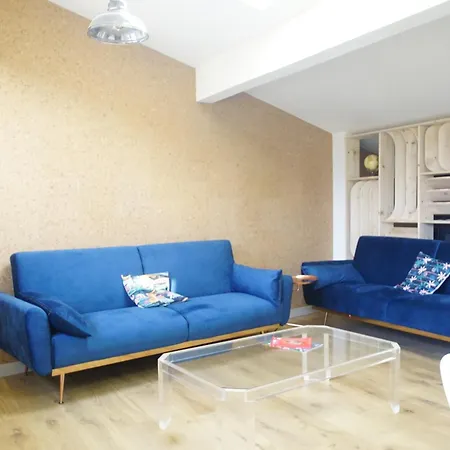 Le Cloumel Appt 8 Pers 120 M Terrasse 60m Plein Centre Vue Montagne *